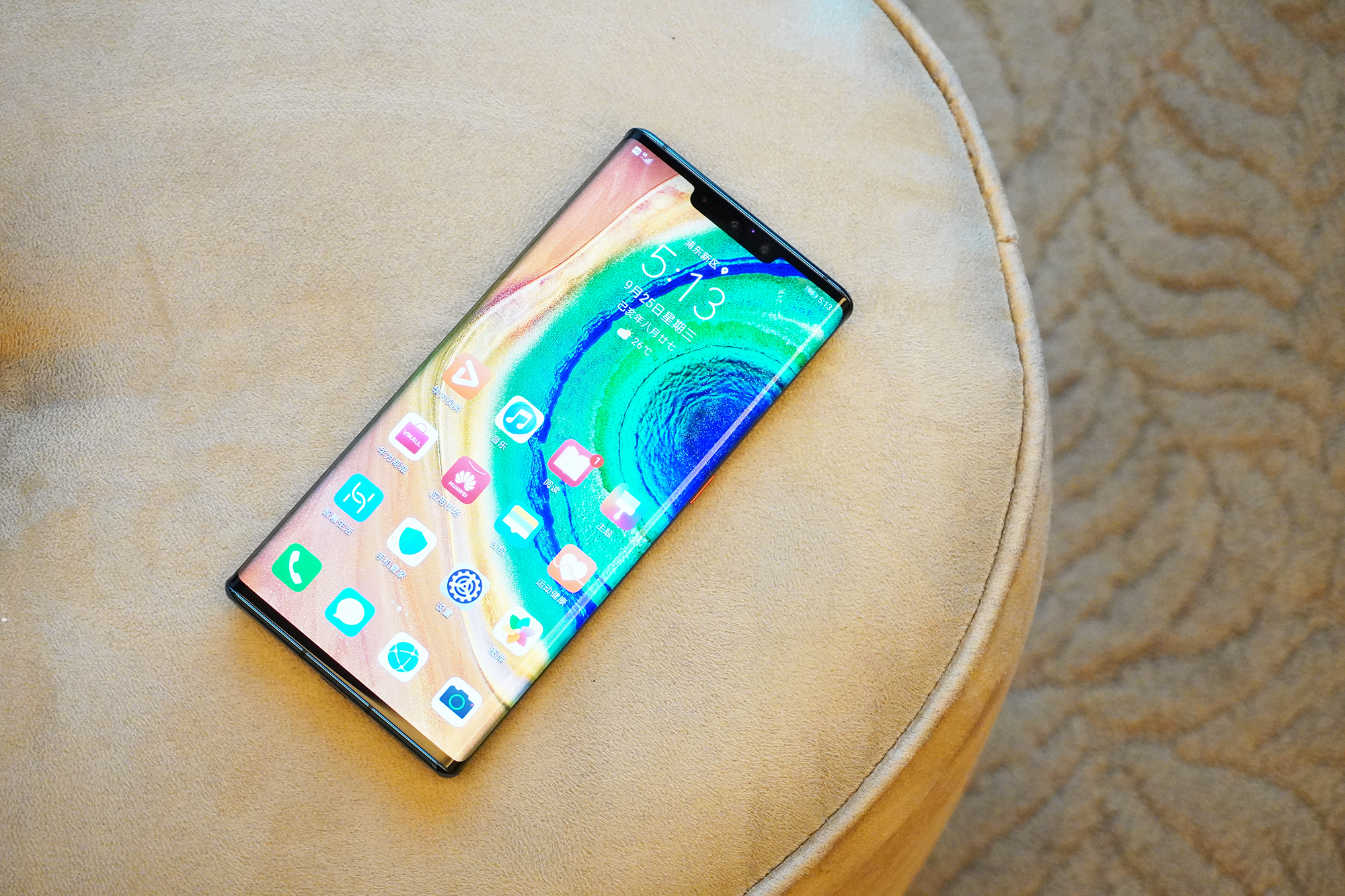 华为mate30pro真机图赏内外兼修隔空操控未来感十足