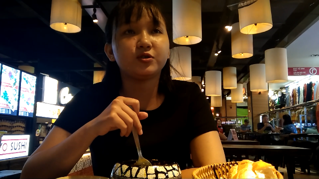 第二任越南女朋友,日本混血美女,分手后第一次吃饭,她想挽回