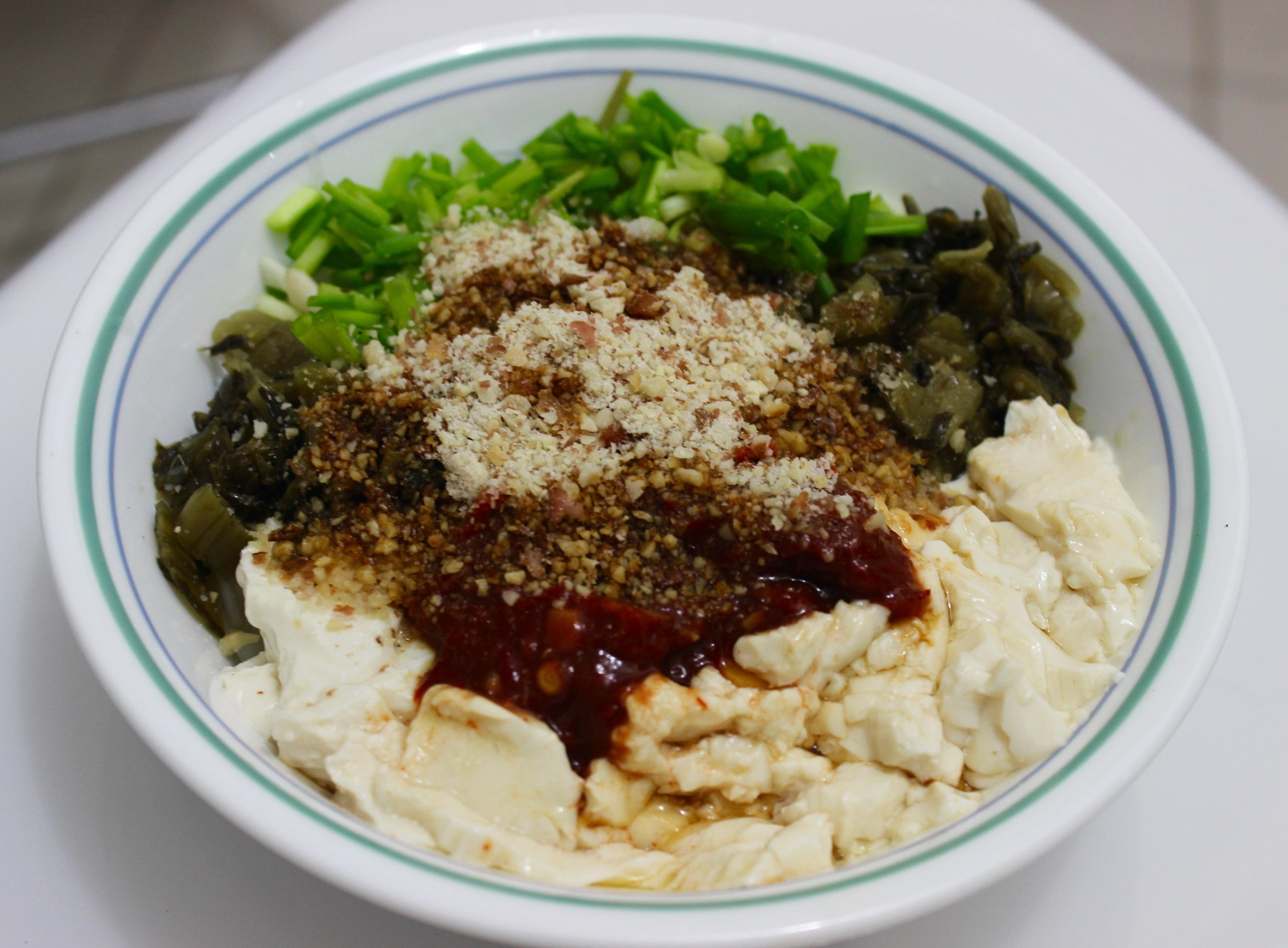 来云南可以不吃过桥米线,但要尝尝豆花米线