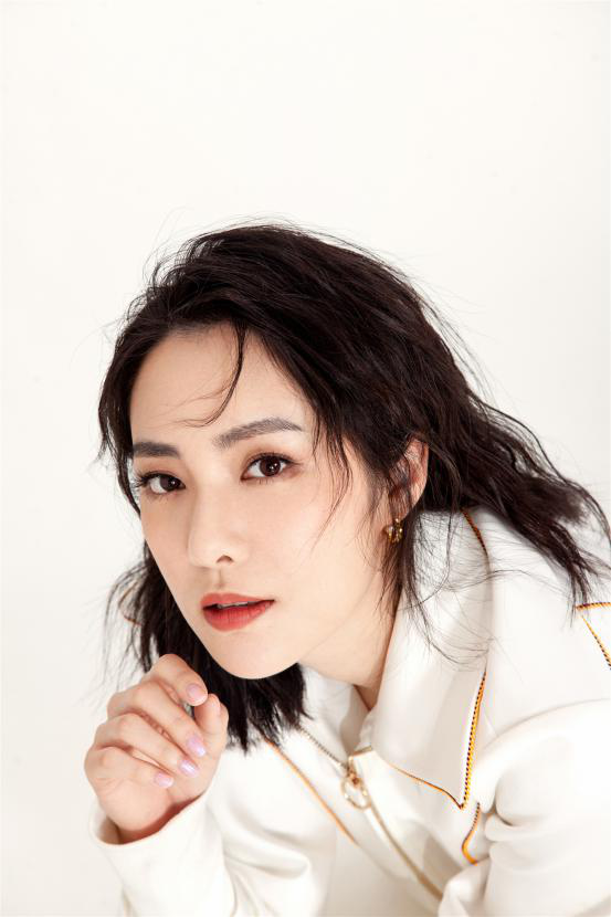 阳蕾在《生于70年代》,《新港故事》,《魔游纪》,《启航》等影视剧中