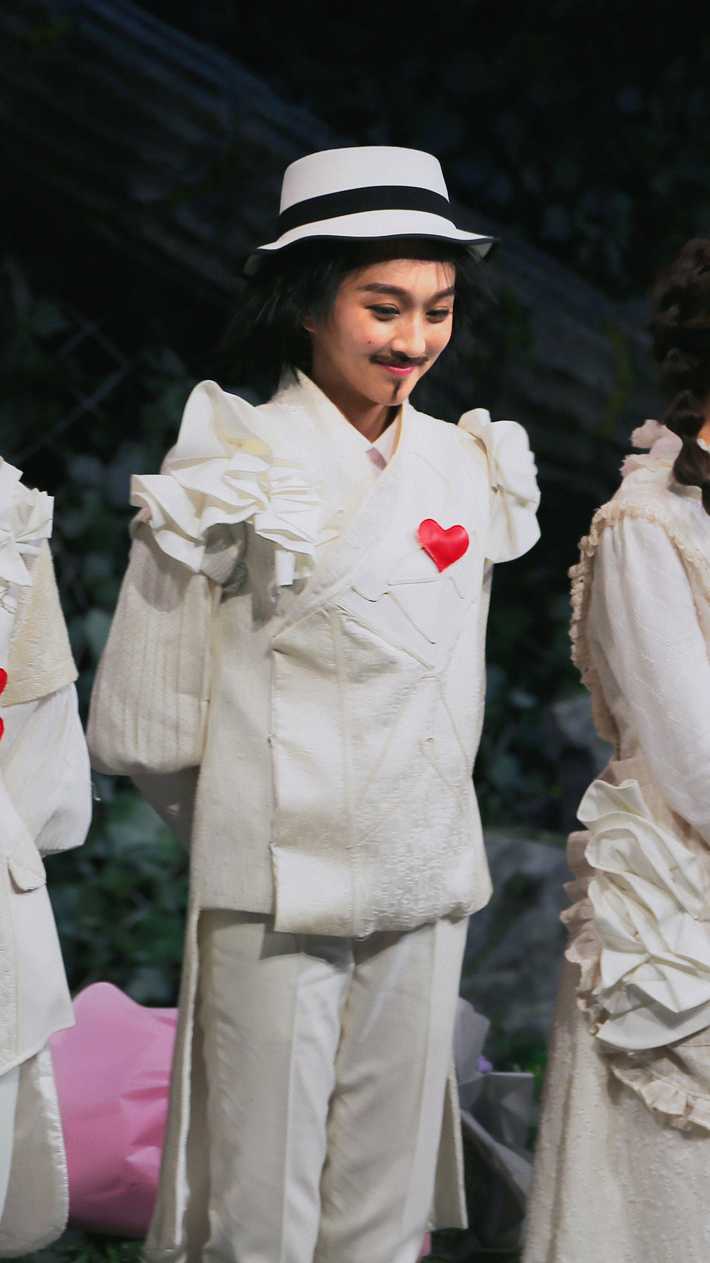 每日反差大赛51期观众反响(世界奇妙物语全集)