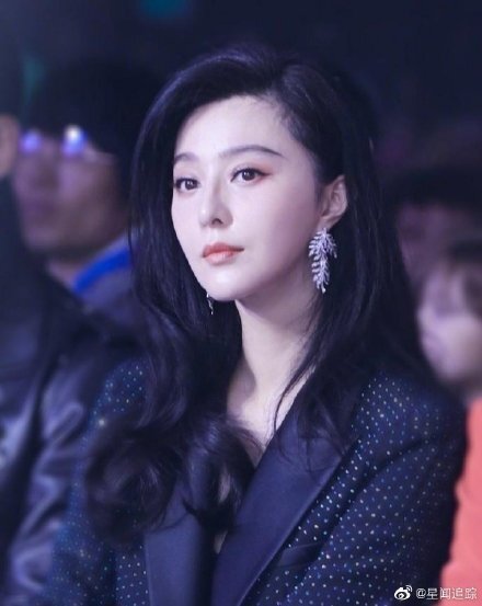 范冰冰看秀生图，和严屹宽的同框气场全开__凤凰网