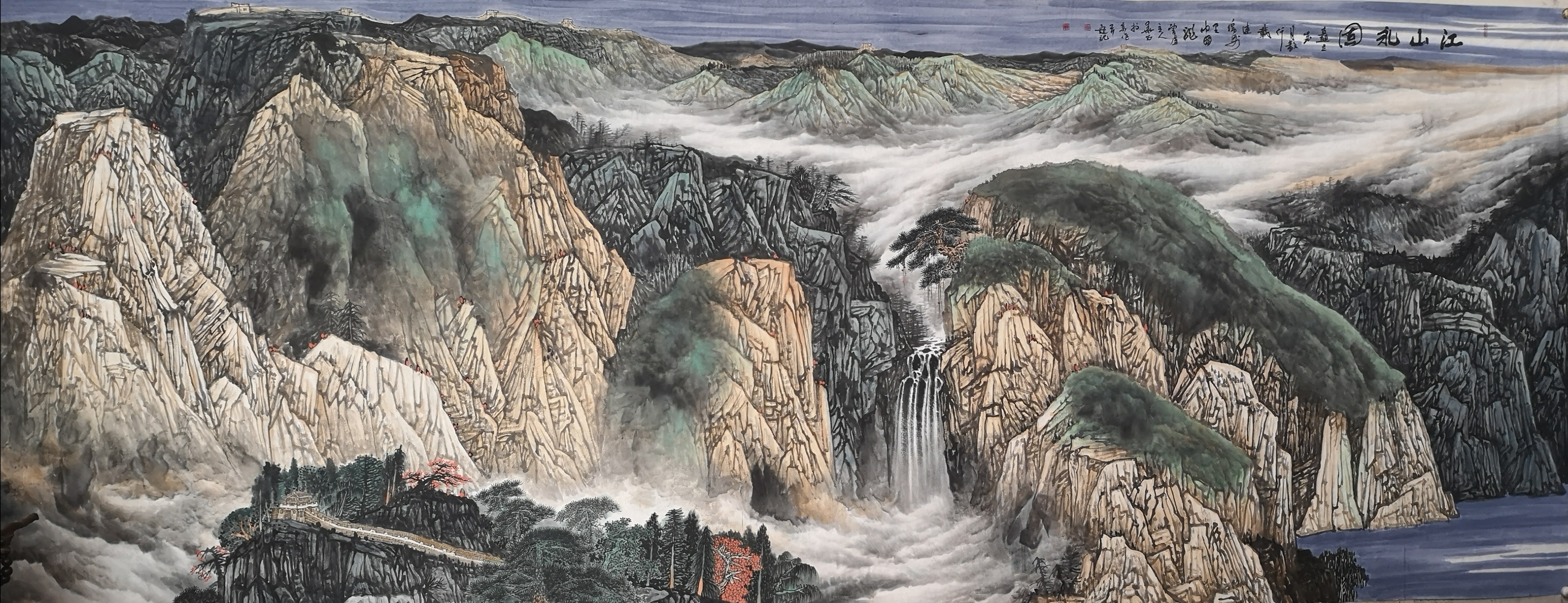 打开凤凰新闻,查看更多高清图片江山永固婵娟福地望月林深泉自流风骨