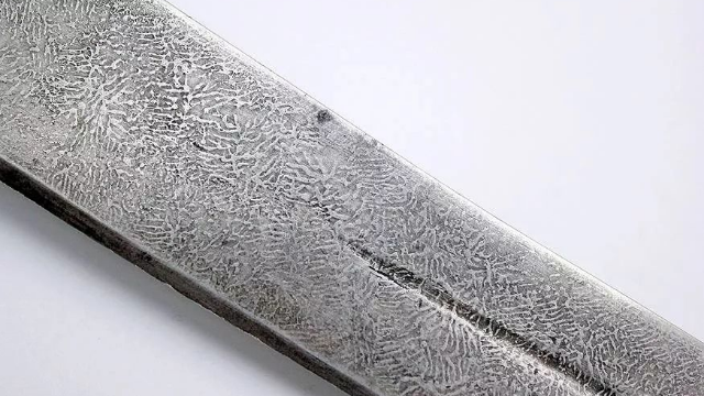 镔铁简史,在中国流传1500年的神秘金属,制作工艺成谜