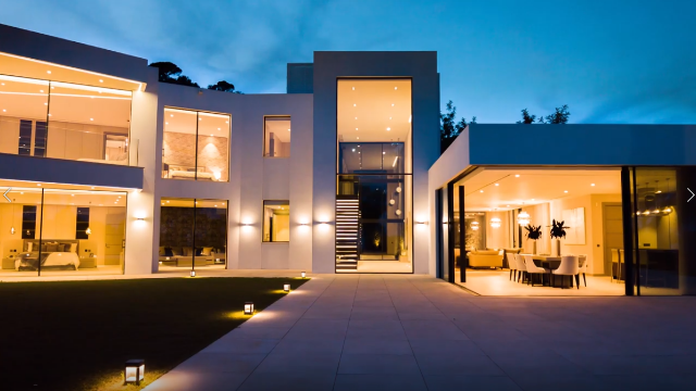 为你量身打造与众不同的郊区现代化别墅庄园