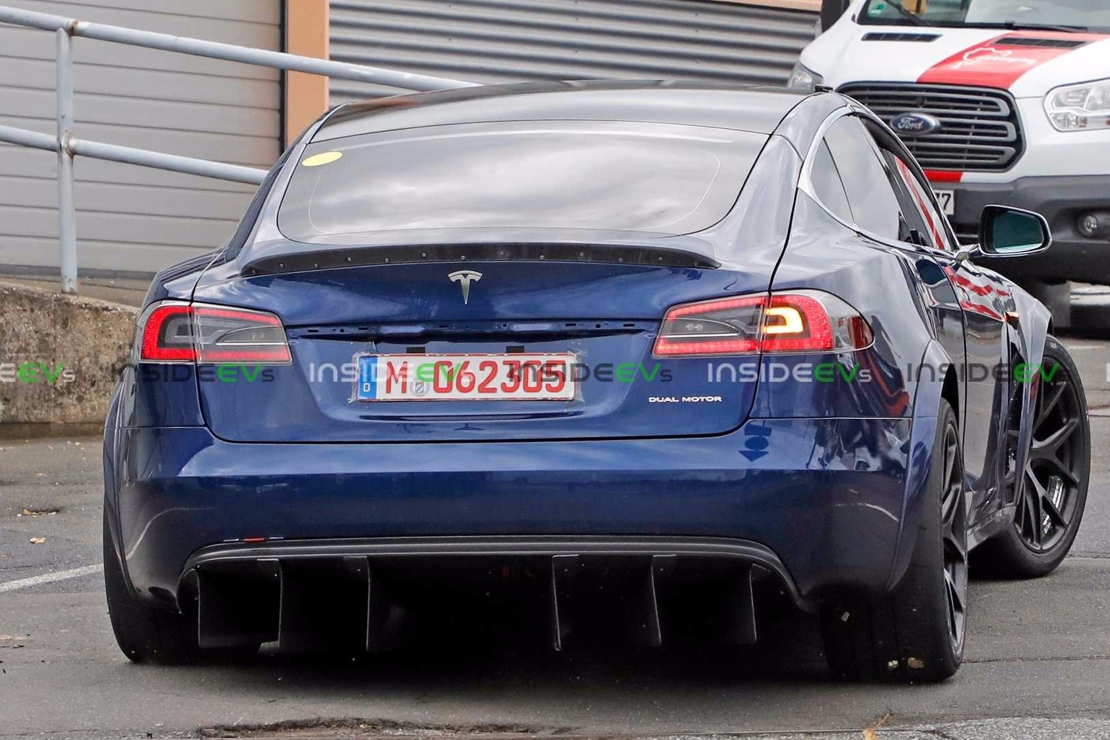 第二版特斯拉modelsp100d开始北环刷圈