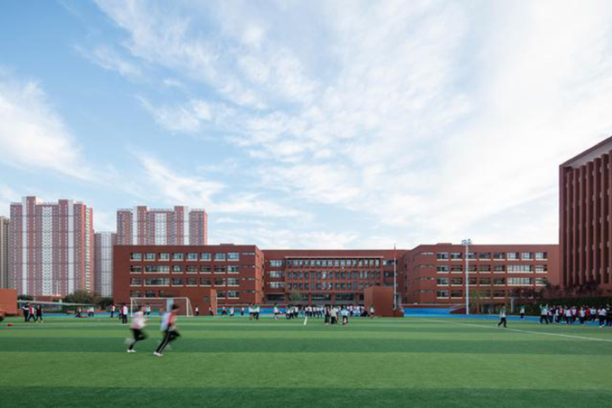 运维电力携手航天一中共建教育系统首个储能清洁供暖示范学校