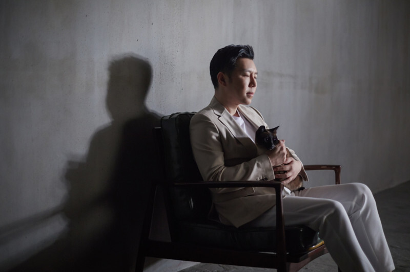 于嘉乐国粤双语演绎《留点青春彼此好好过》 经典于式唱腔诠释"温柔杀