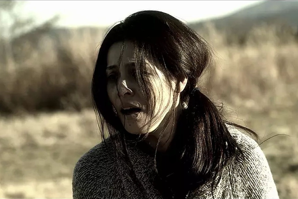 夜晚三点半(打码版):几分钟看完日本恐怖电影《僵尸小姐》_凤凰网视频