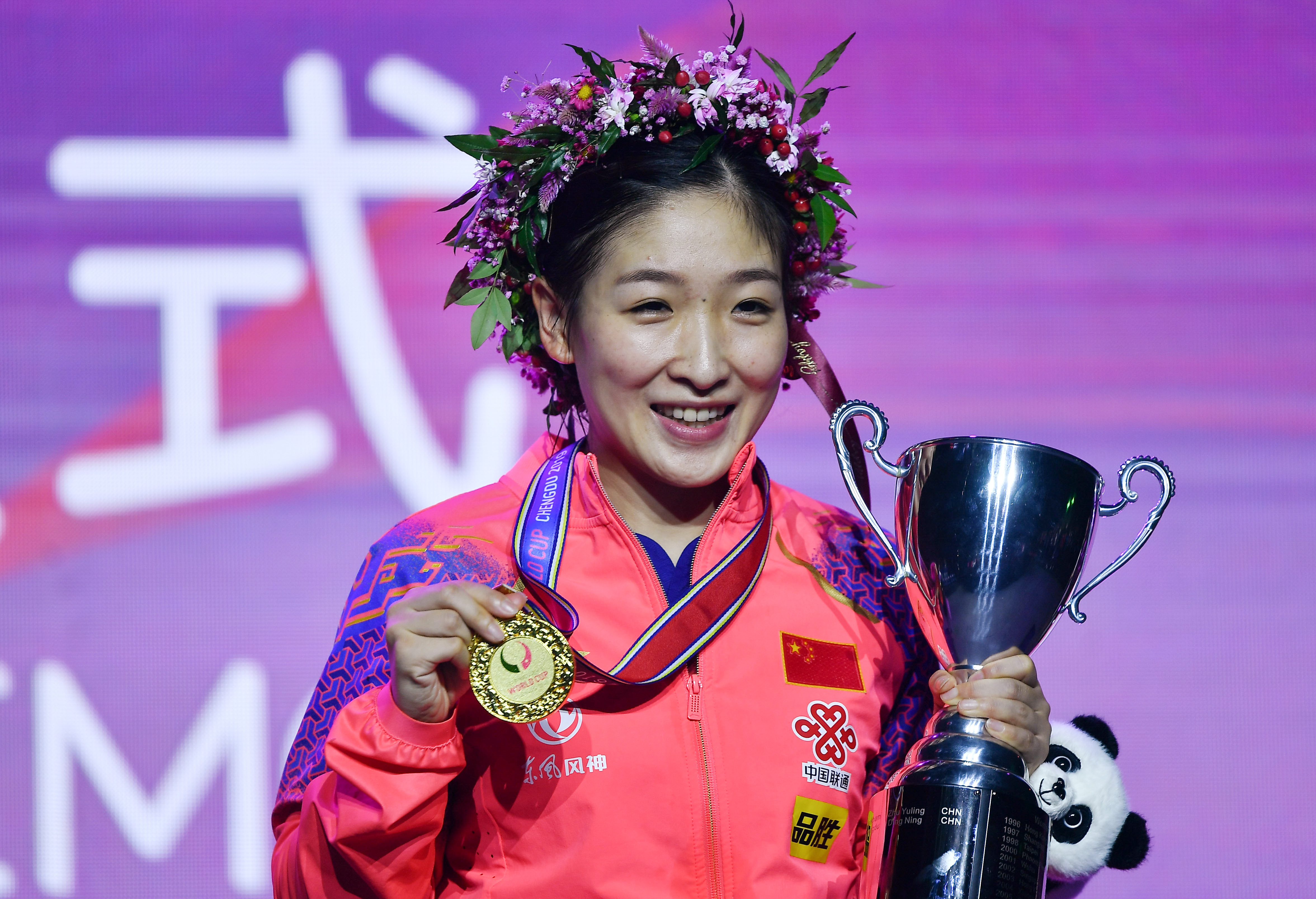 世界杯五冠王刘诗雯,史上第一人,2019是她的!