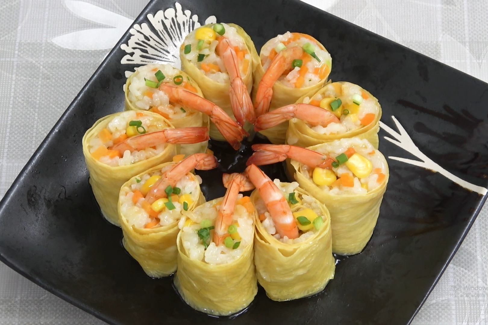 教你一道超好吃的鲜虾糯米卷让人流口水那种