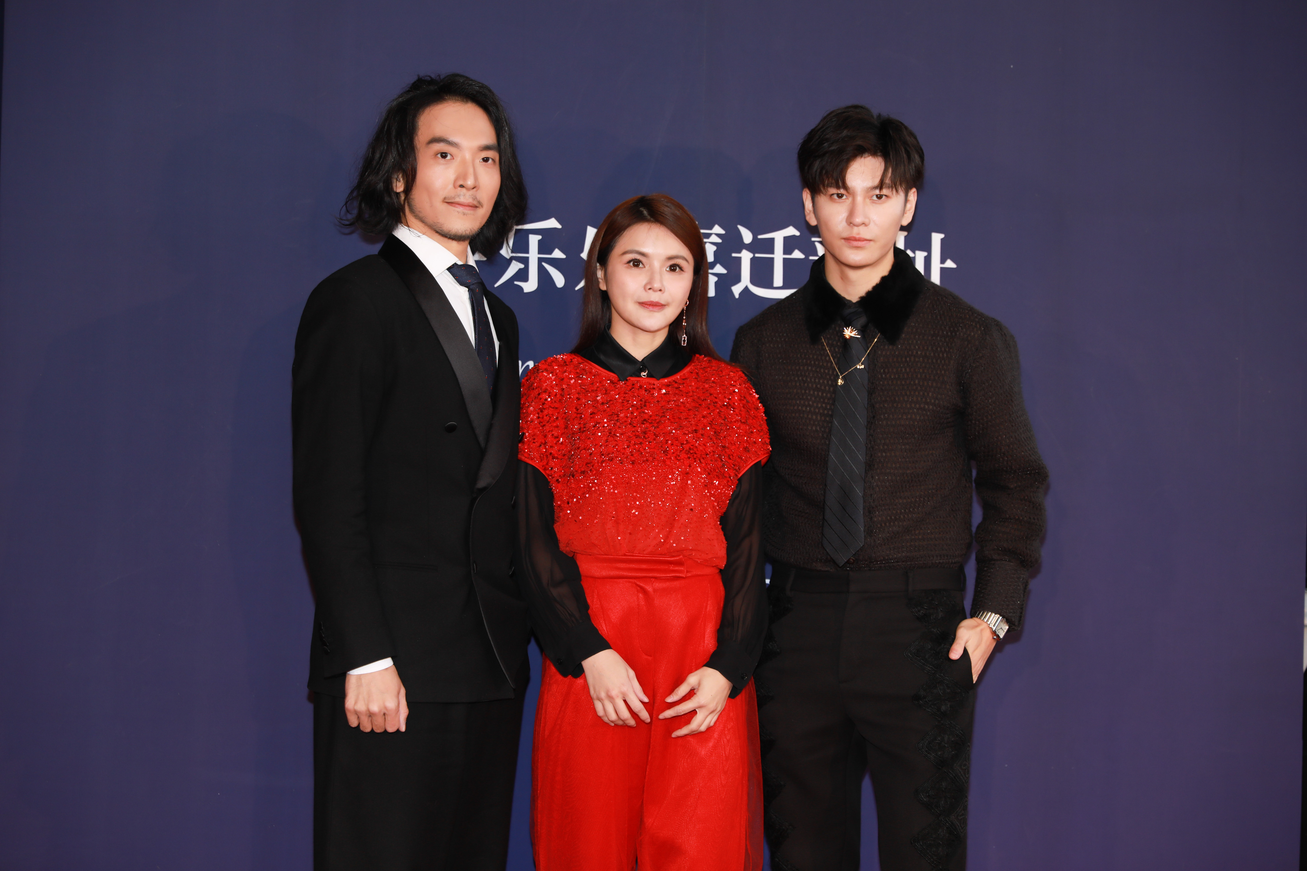 当代艺术家游雯迪签约获男星王嘉捧场 钢琴家吴牧野启动巡演