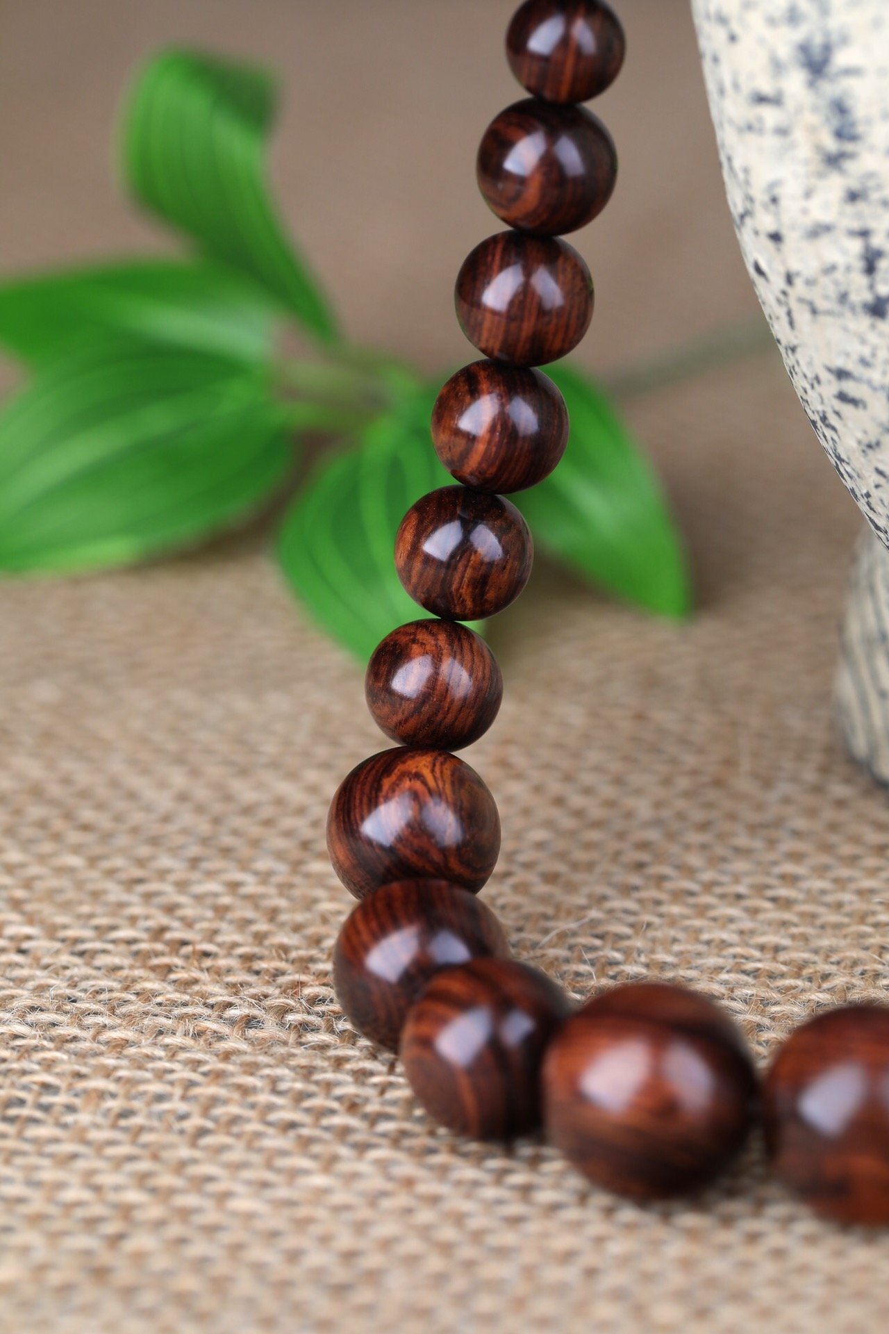 达摩珠老料油梨黑色顺纹匠艺海黄精品鉴赏