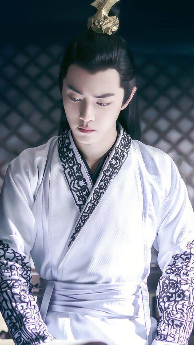 心都被肖美人给融化了,真是行走的衣架子