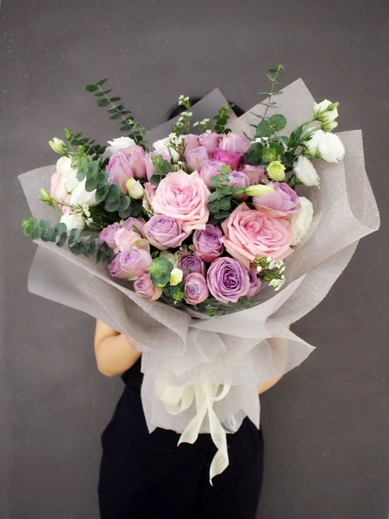 fresh flower protection 花束养护 花朵最外层为鲜花的保护瓣,不喜欢