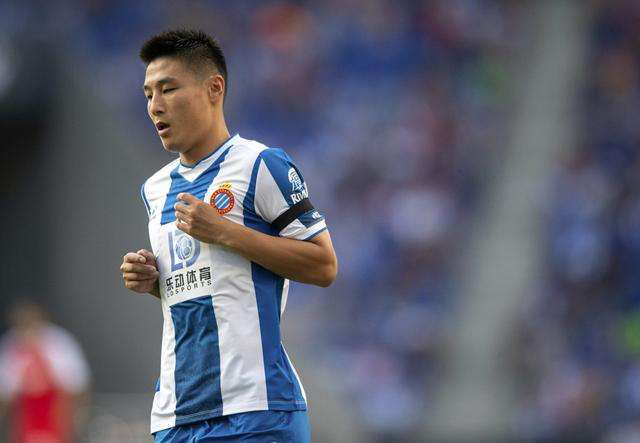 中国球王复苏!跑动积极进攻犀利 却因一点引主帅不满__凤凰网
