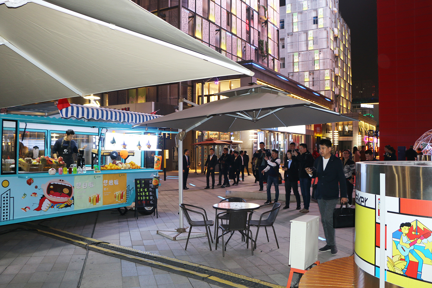 无动力型餐车——移动街区新载体