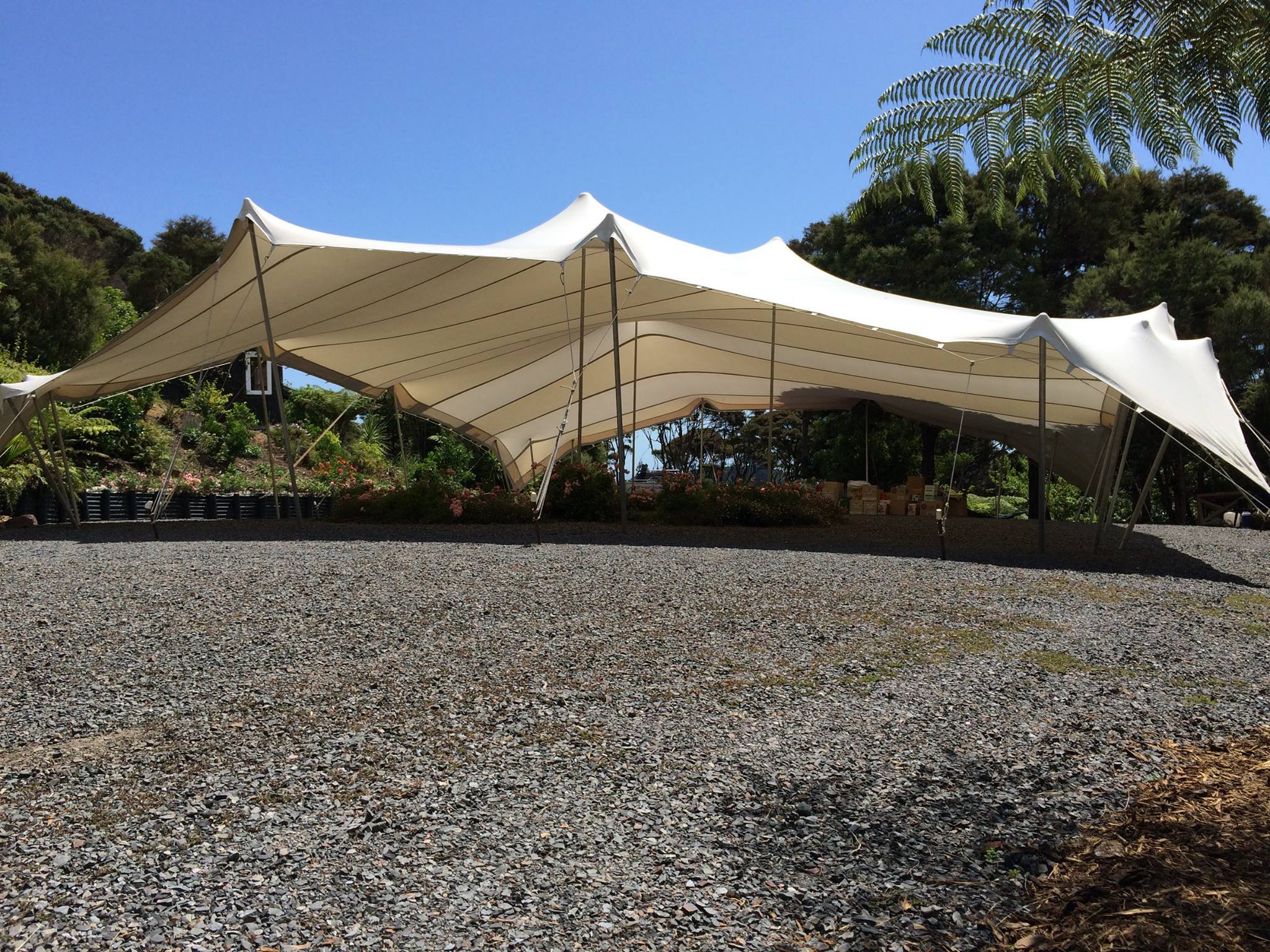 9x12m 户外弹力布帐篷婚庆帐篷-安装速度难以置信!__凤凰网