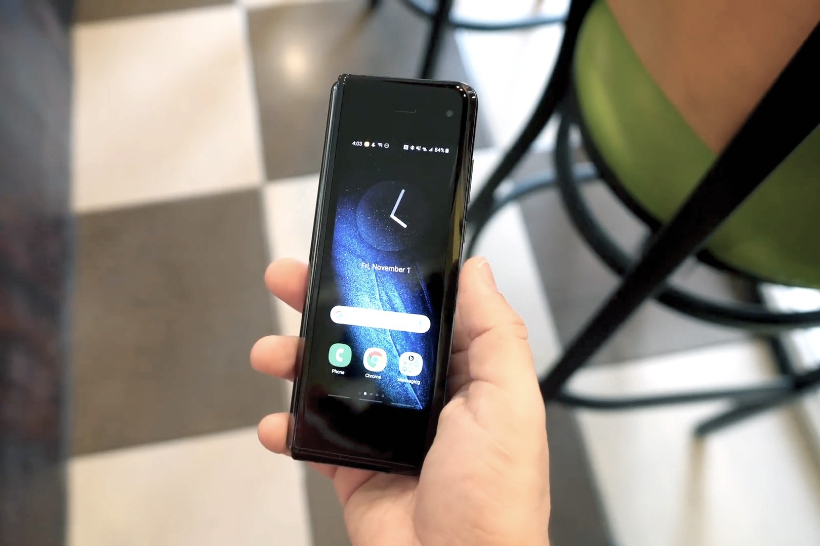 三星w20 5g入网,外形酷似galaxy fold