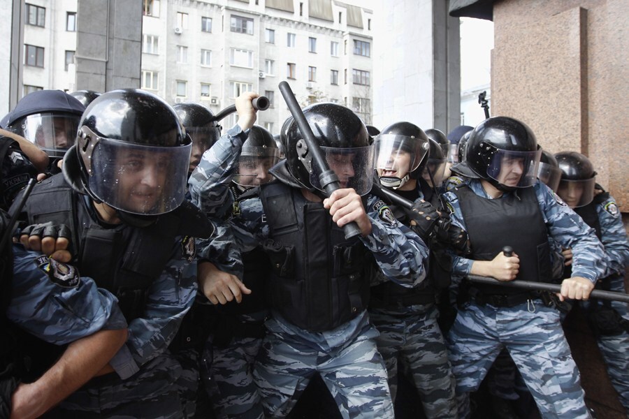 特警起源:与"中共特科"针锋相对而诞生的警种