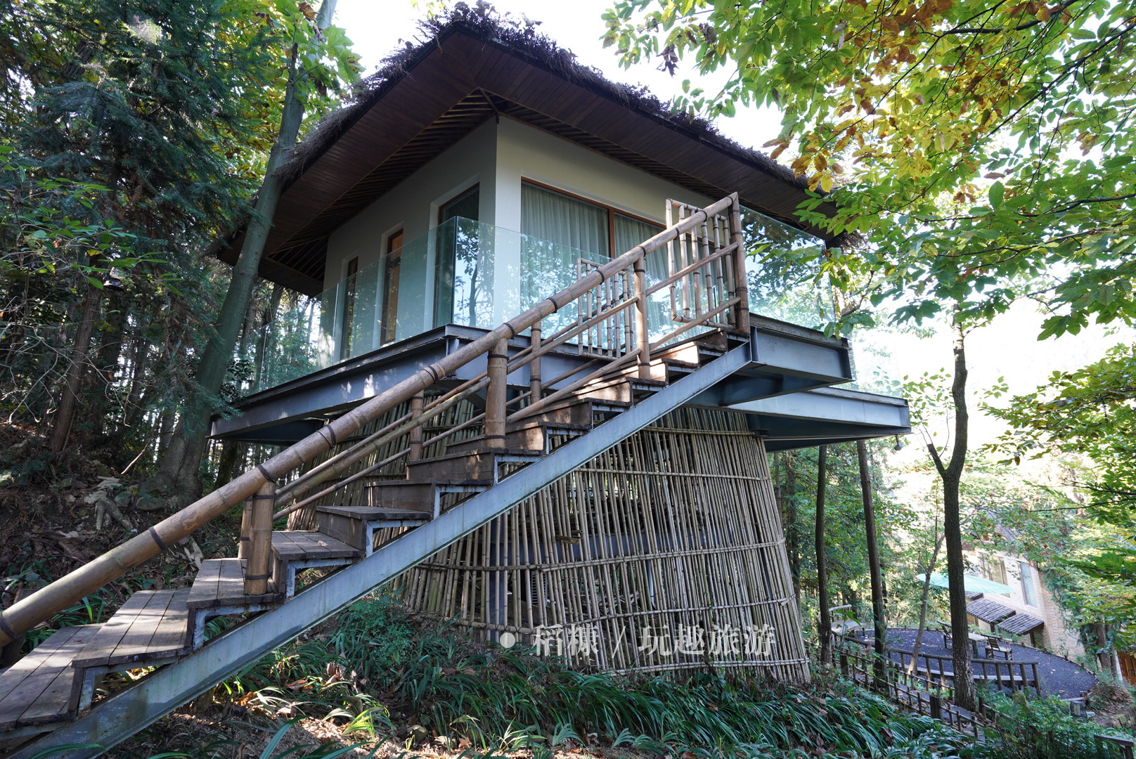 没想到张家界在韩国这么红,更没想到张家界还有这么好的野奢山居