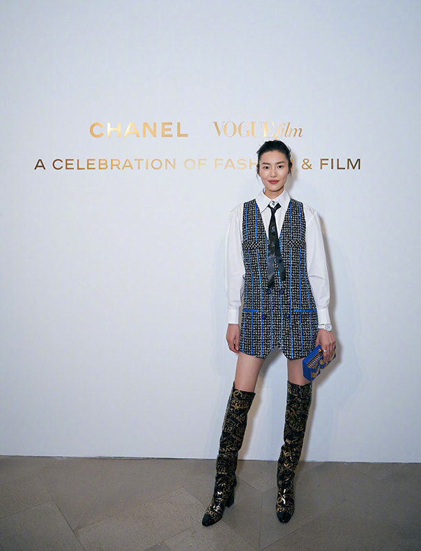 超模刘雯亮相VOGUE FILM时装电影盛典_凤凰网
