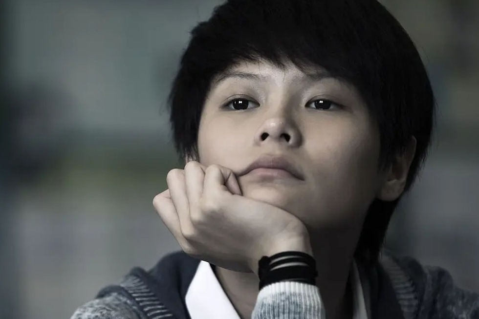 夜晚三点半(打码版):几分钟看完新加坡恐怖电影《鬼仔》_凤凰网视频_凤凰网