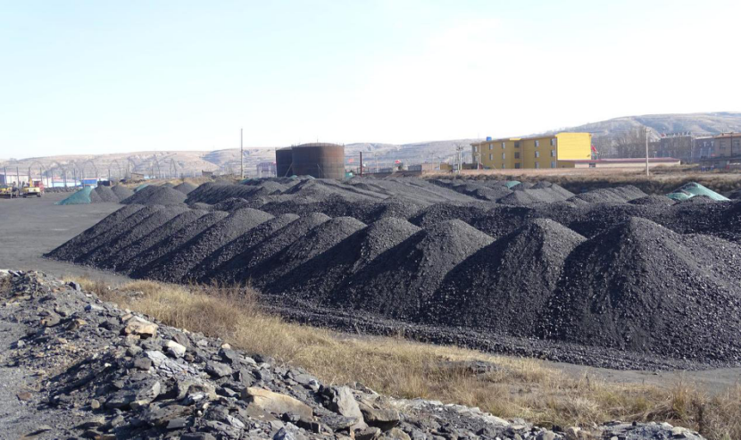 山西省五寨县韩家楼乡煤场散乱污执法何在?