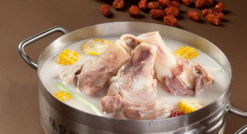 浓肉汤大补?汤里的嘌呤含量可不是闹着玩的!__凤凰网