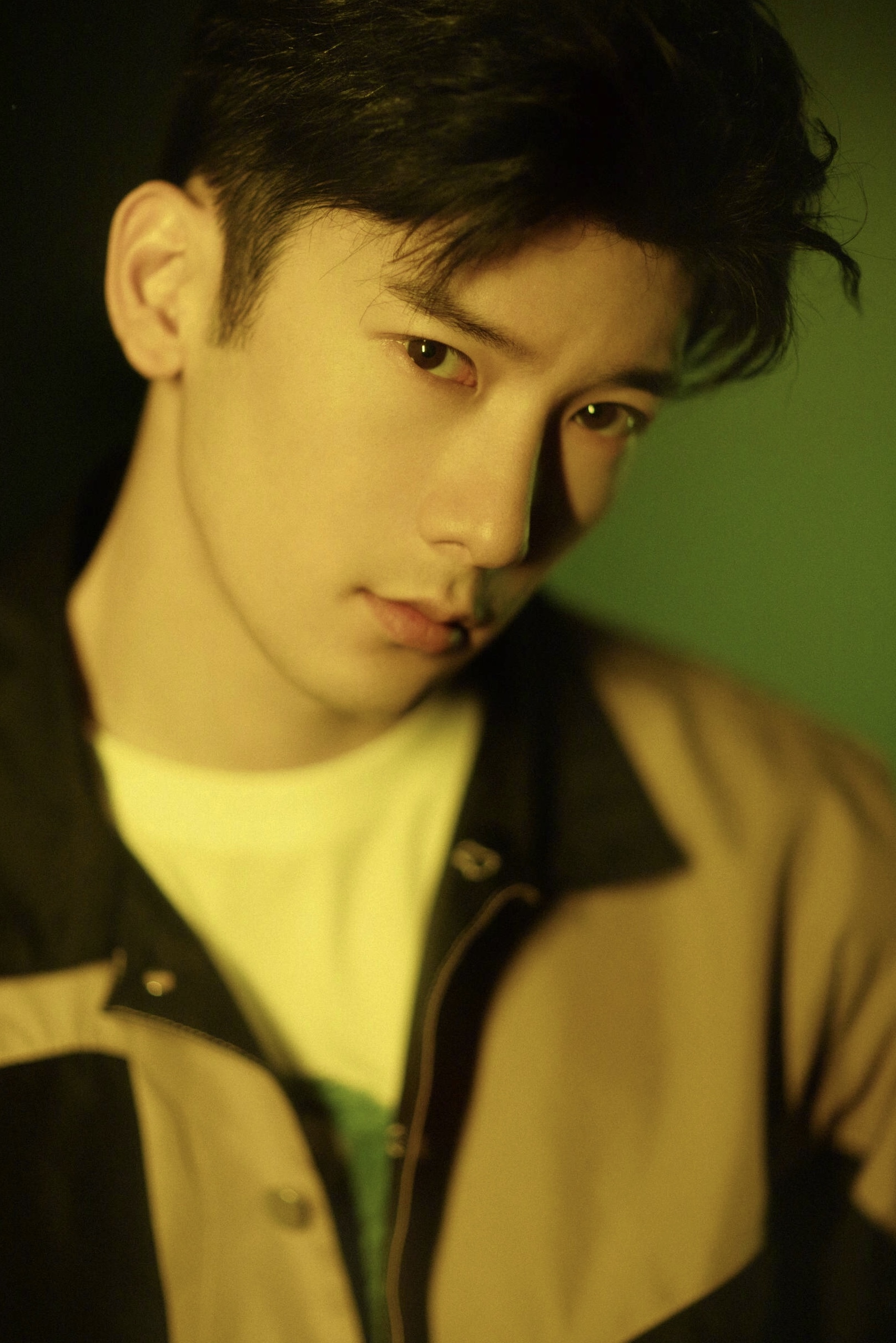 嘉行又糊了一个男艺人刘芮麟之前不是这样的啊