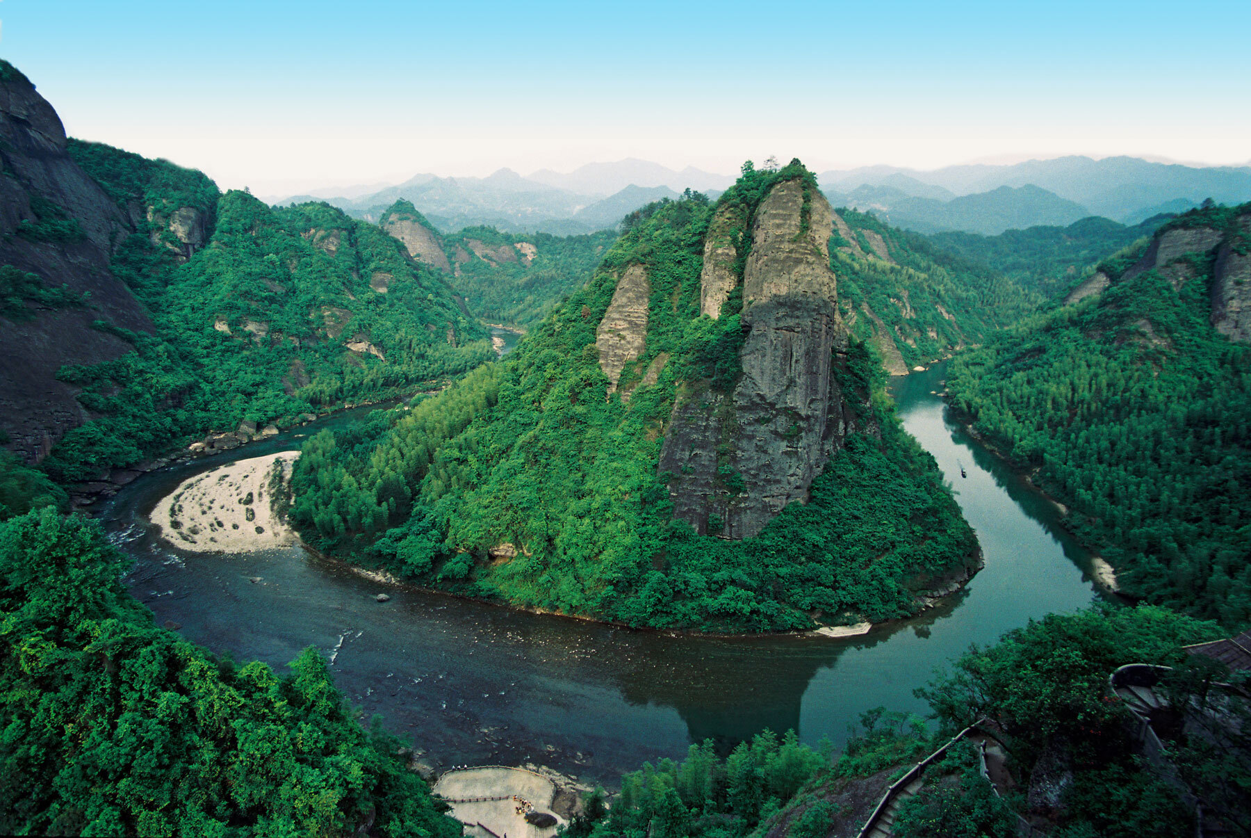 丹霞之魂,国家瑰宝 桂林资源湖南崀山丹霞风光二日游攻略