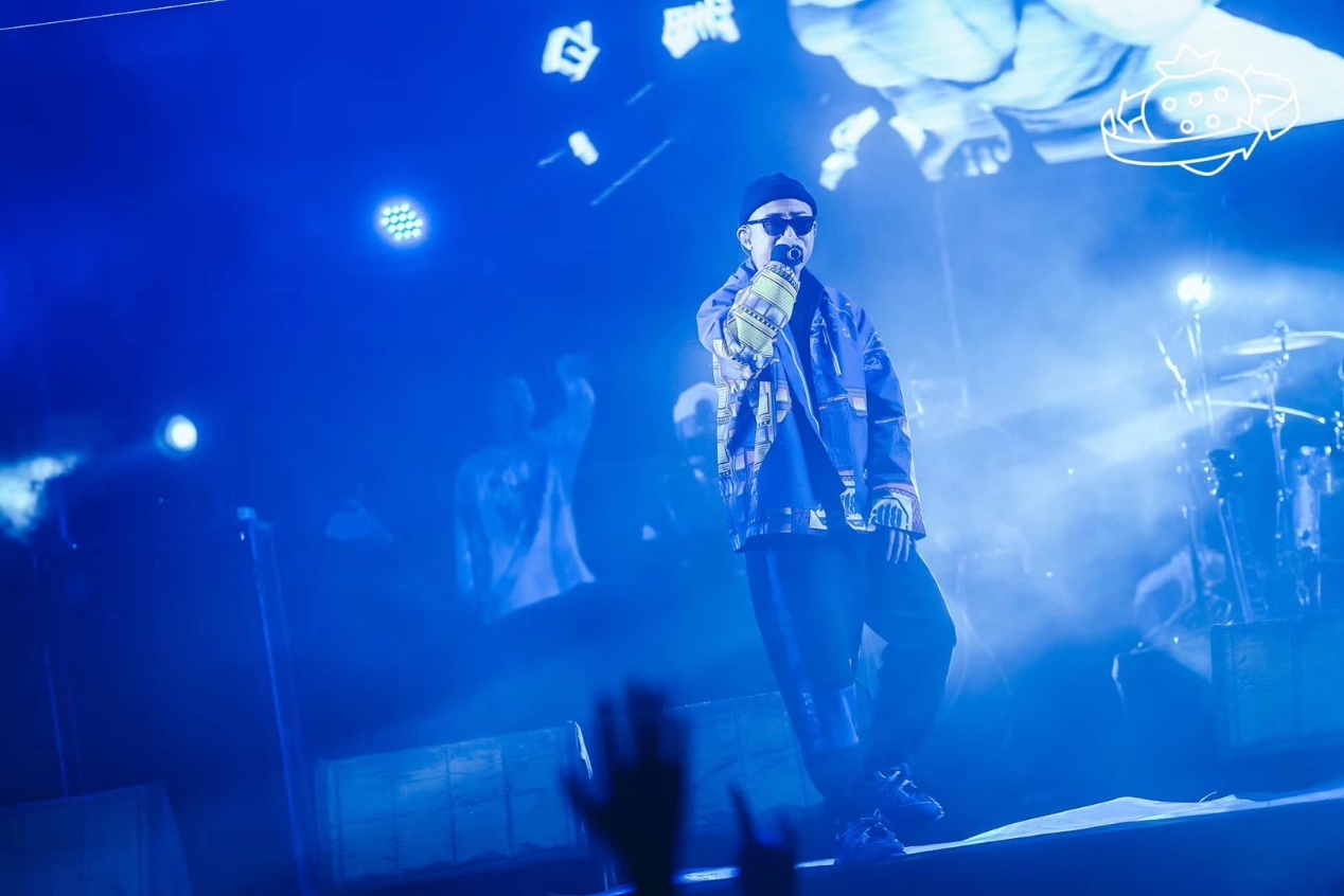 打破次元壁gai周延新裤子乐队复古hiphop引爆2019年末