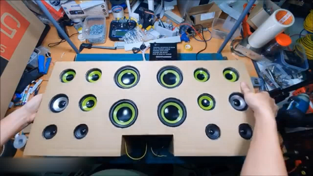 在家用纸板制作扬声器过程,动手能力强悍,脑洞大开!