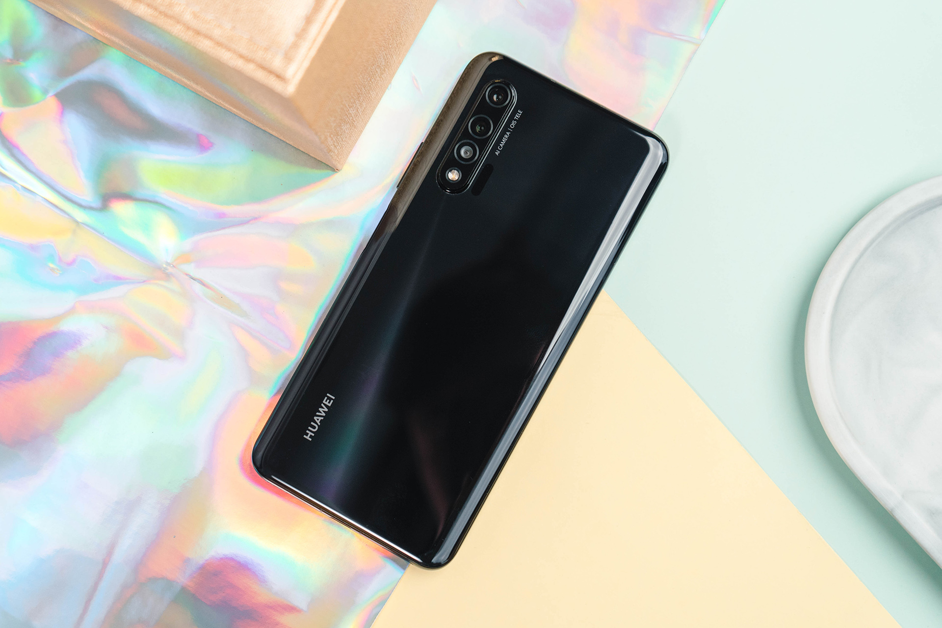 前置超广角潮流自拍旗舰huaweinova65g图赏