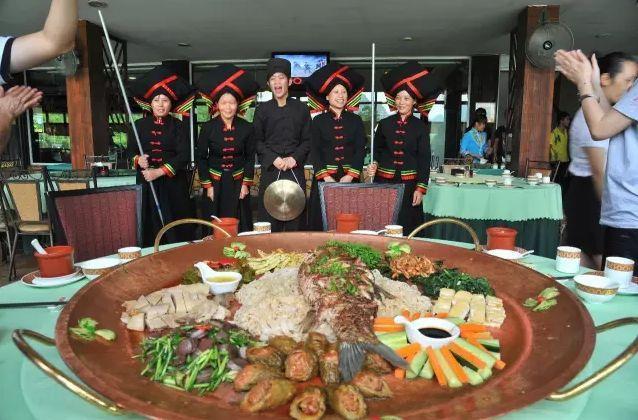 广西壮胃行98 | 壮族人最具仪式感的「壮王土司宴」如此壮观!