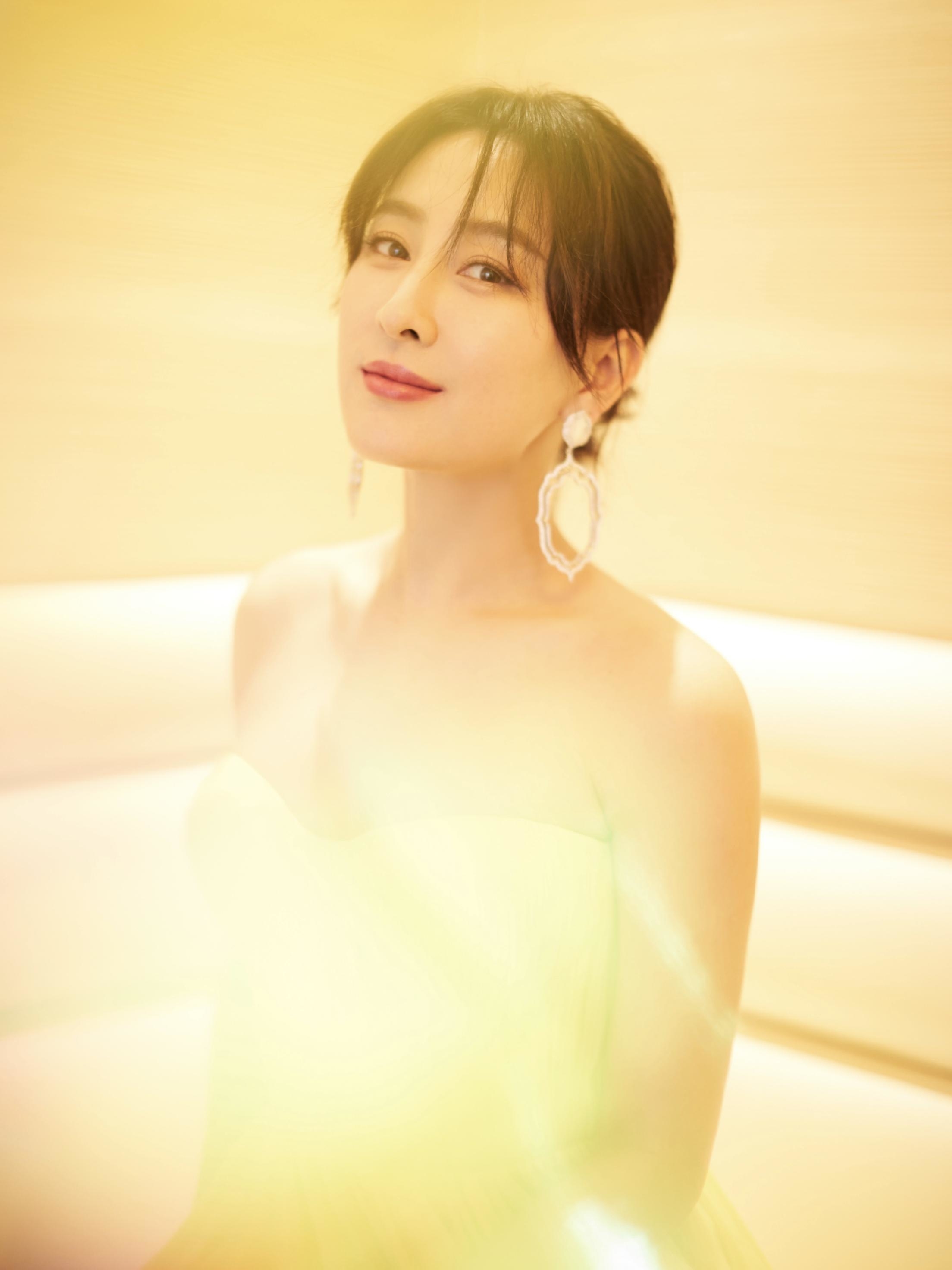 12月22日,第十一届澳门国际电影举行闭幕式.演员马苏受邀出席活动.