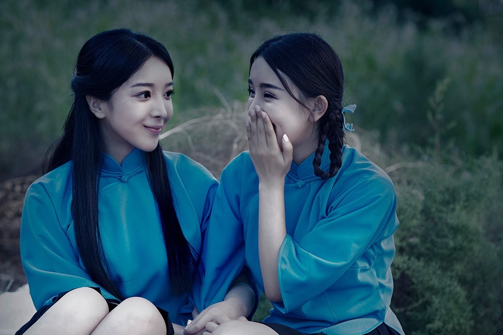 夜晚三点半(打码版):几分钟看完国产恐怖电影《笔仙诡影》