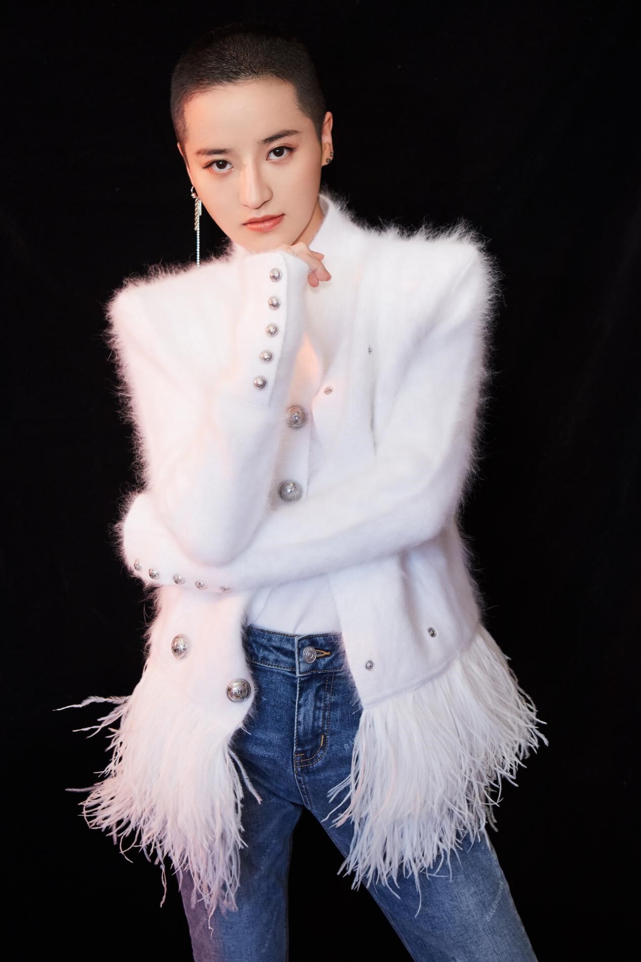 《我们的歌》淘汰赛硝烟再起 蒋一侨解锁新搭档热力开唱