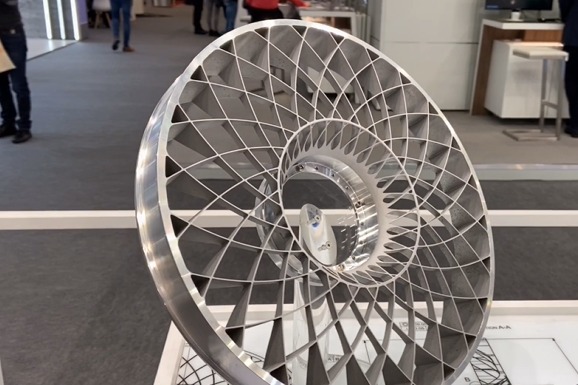 空客APWORKS 3D打印应用展示，航空航天、超跑金属零部件应用