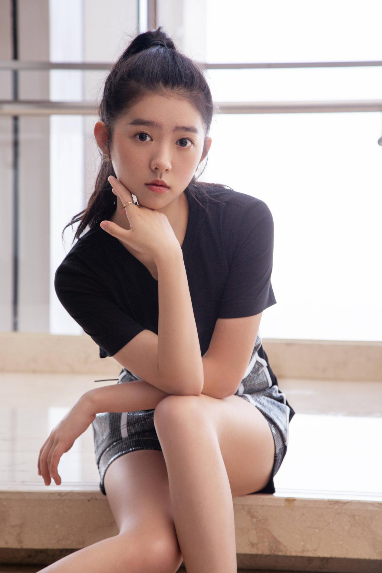 何蓝逗凭借《最好的我们》再获认可 入围央媒评选最具潜力女演员