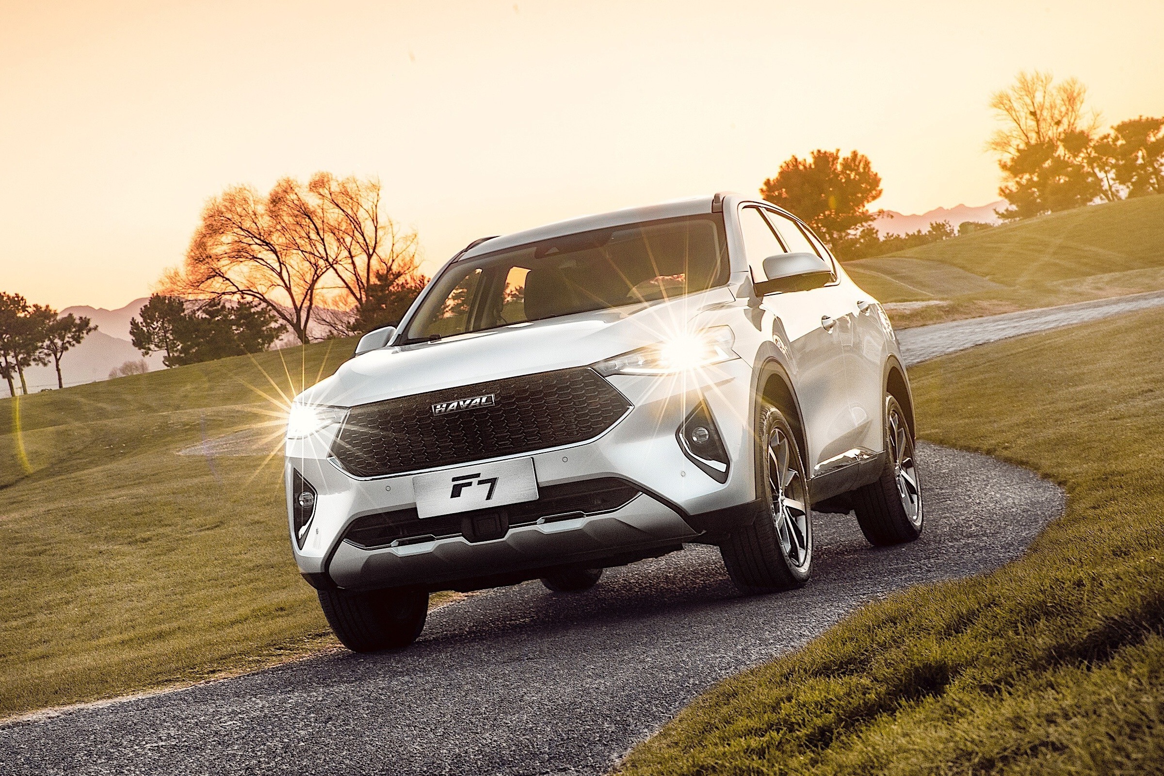 哈弗F7这车怎么样？到底值不值得买？老司机给你分析一下