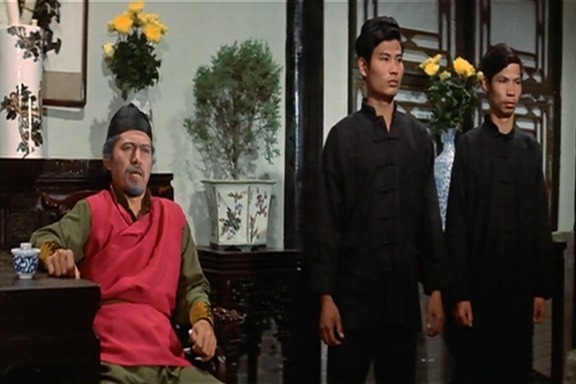 邵老六寻仇不成，打算勾结外国人，报复正德武馆