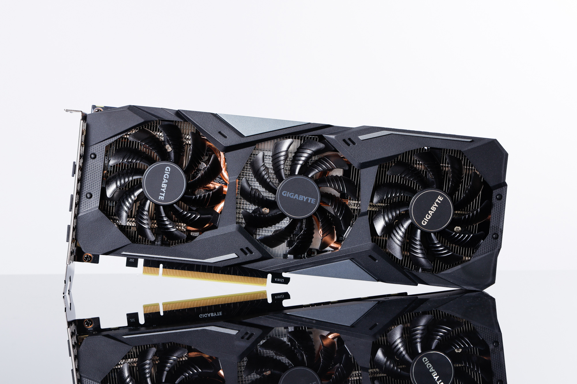 技嘉gtx1660sgamingoc图赏酷