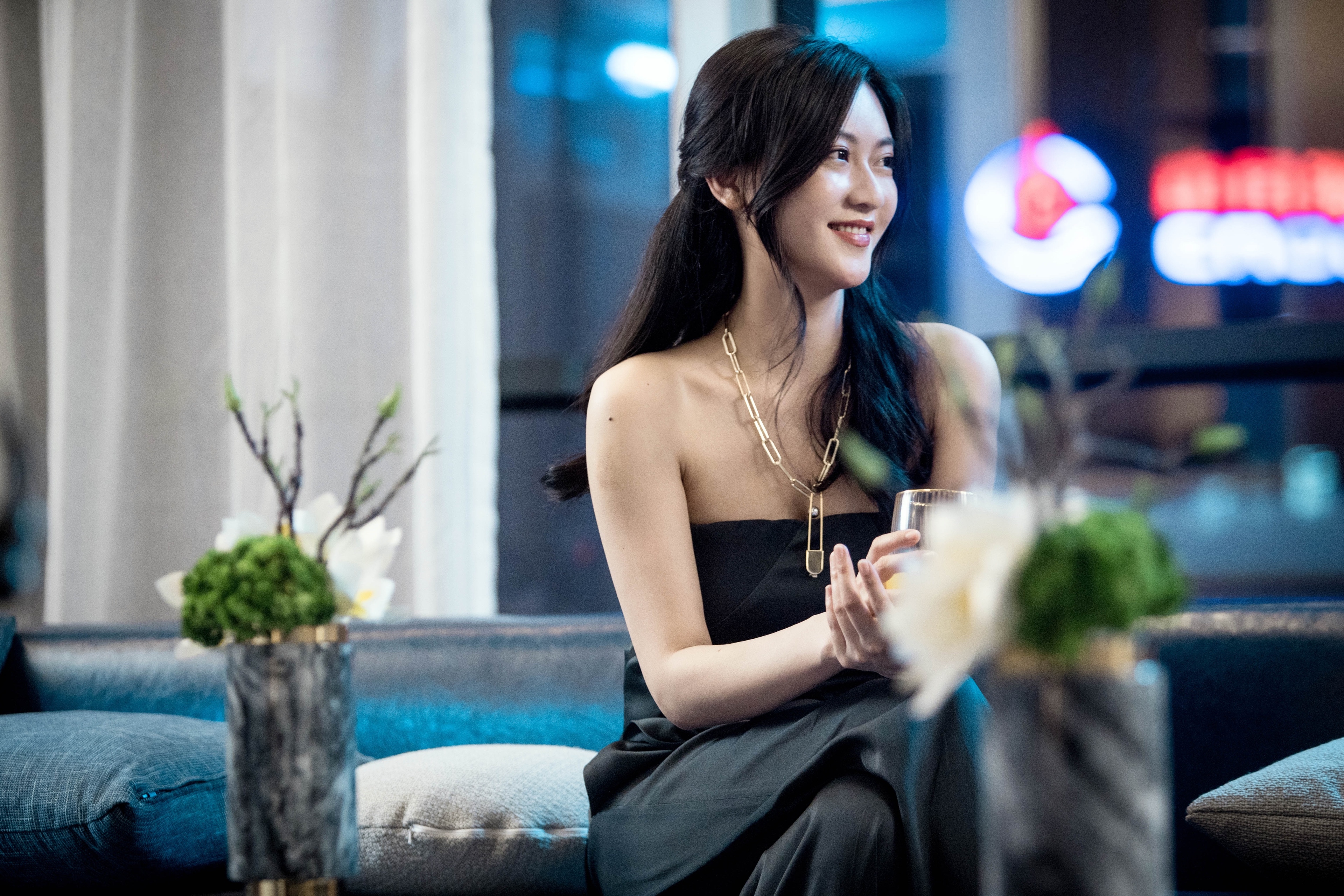 《拜托,请你爱我》持续热播 逯子饰美女经纪人气场全开__凤凰网