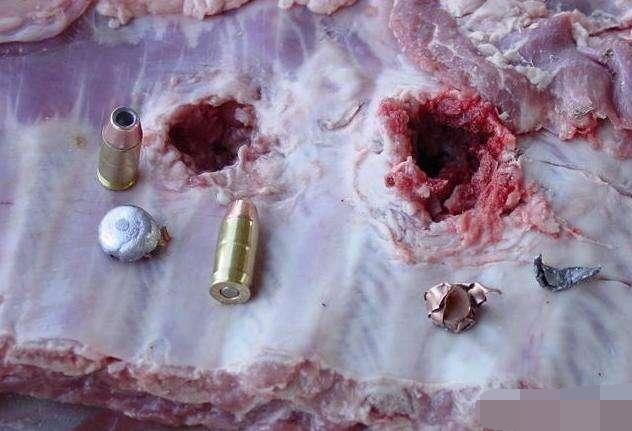 当时美军还开发出相同类型给有钱爱炫的士兵自费购置的枪弹,就是用