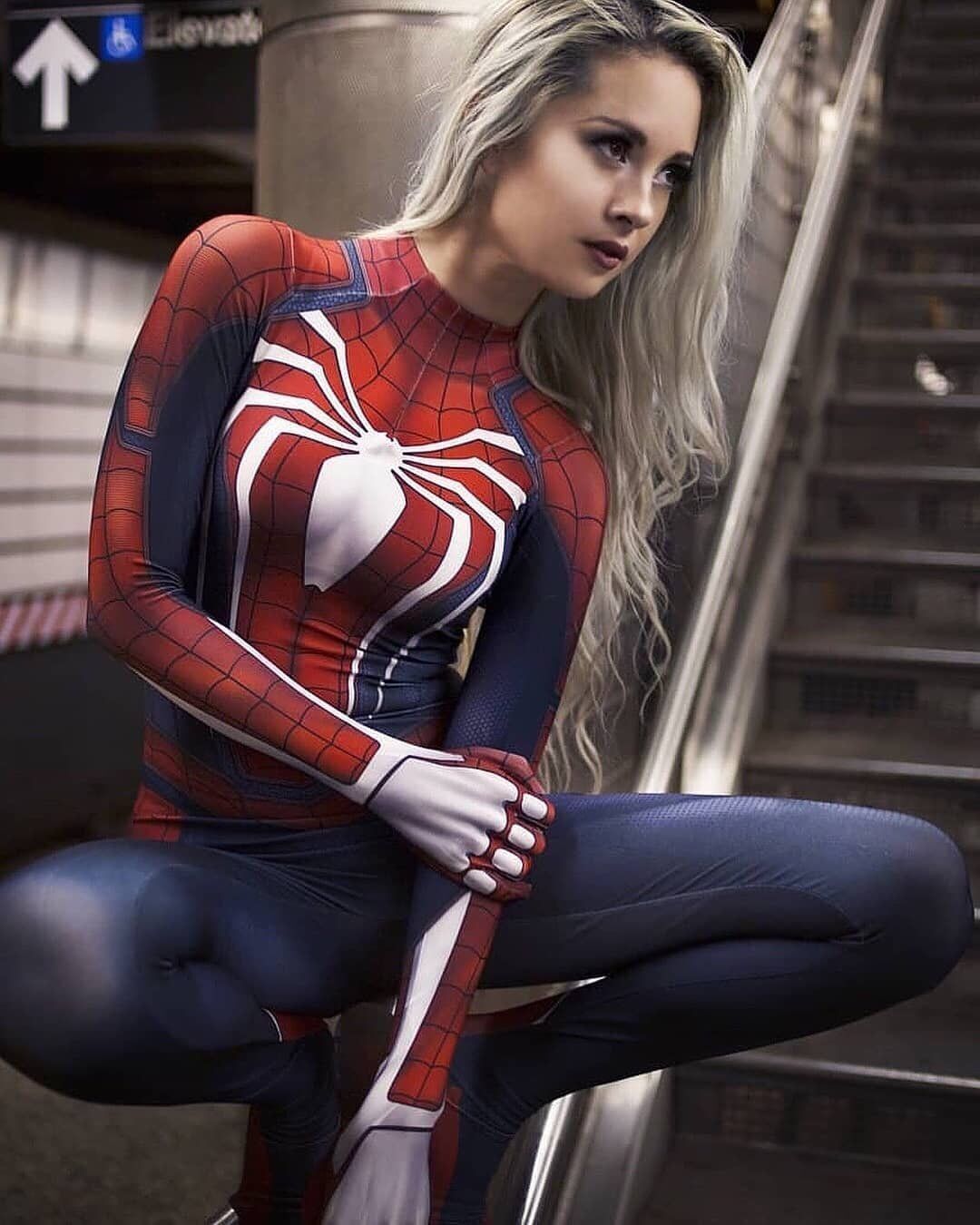 女蜘蛛侠cosplay__凤凰网