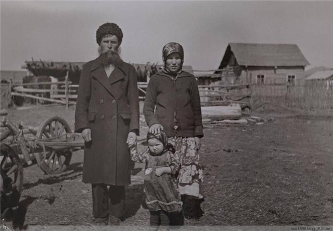 老照片丨1930年代生活在我国东北的俄罗斯农民的真实生活情景-BB姬
