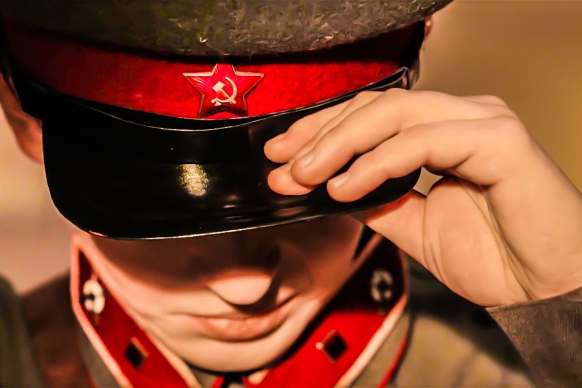 二战最强狙击手：4枪打爆坦克，独自击毙309名德军的“死亡女士”