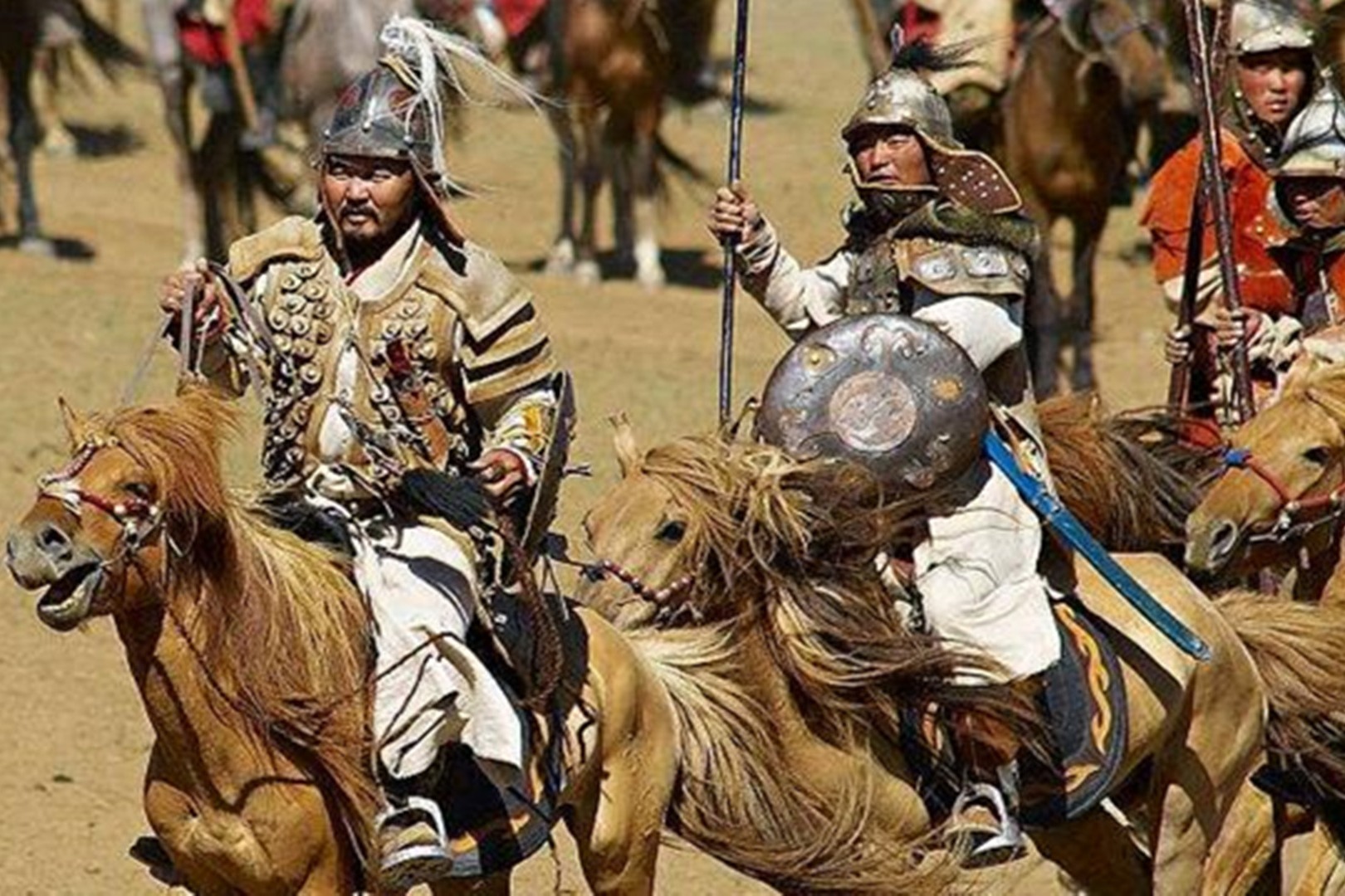 攻防一体统治比赛末节独得15分锁定胜局