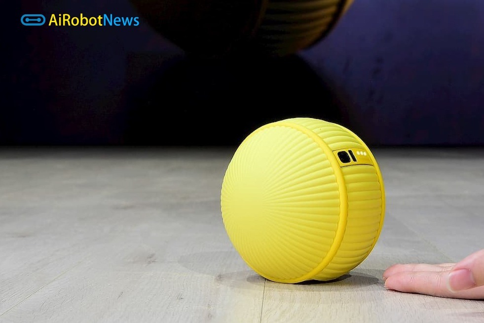 Ball amazing. Samsung Ballie. Робот самсунг Ballie. Робот "робомяч".